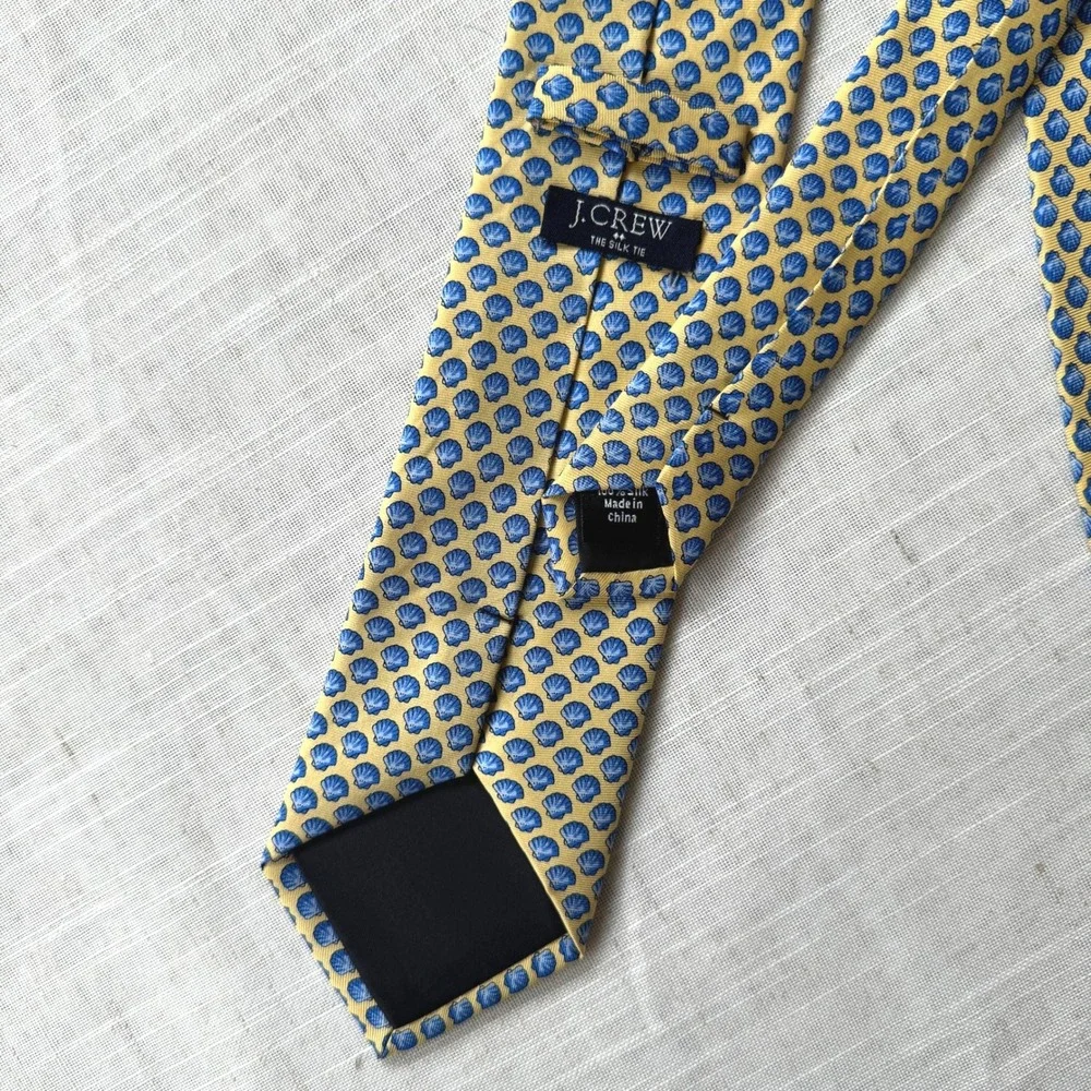 J.Crew Mens Silk Tie Yellow Blue Seashell Nautical Print Necktie